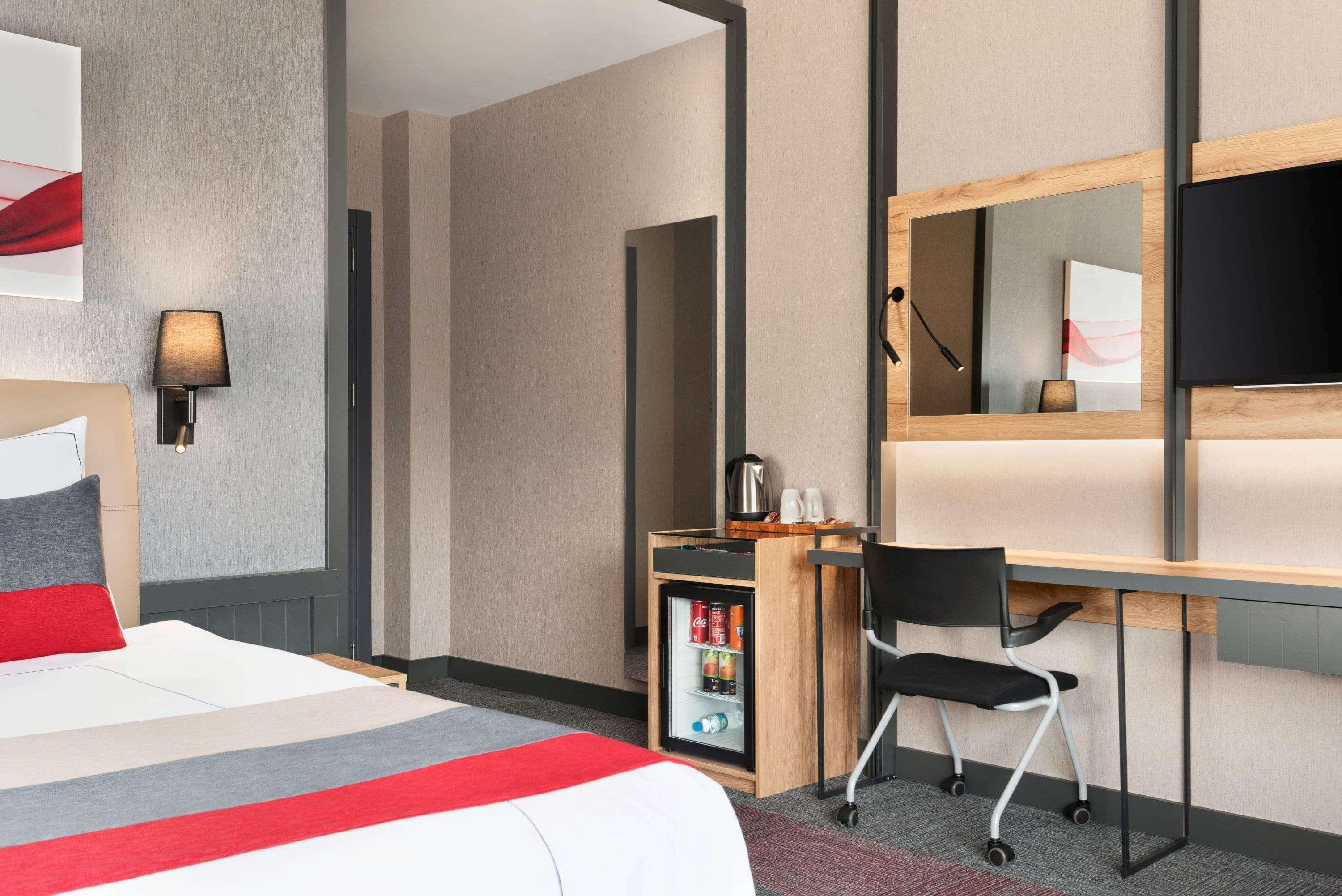 Ramada By Wyndham Tire Hotel Exterior photo