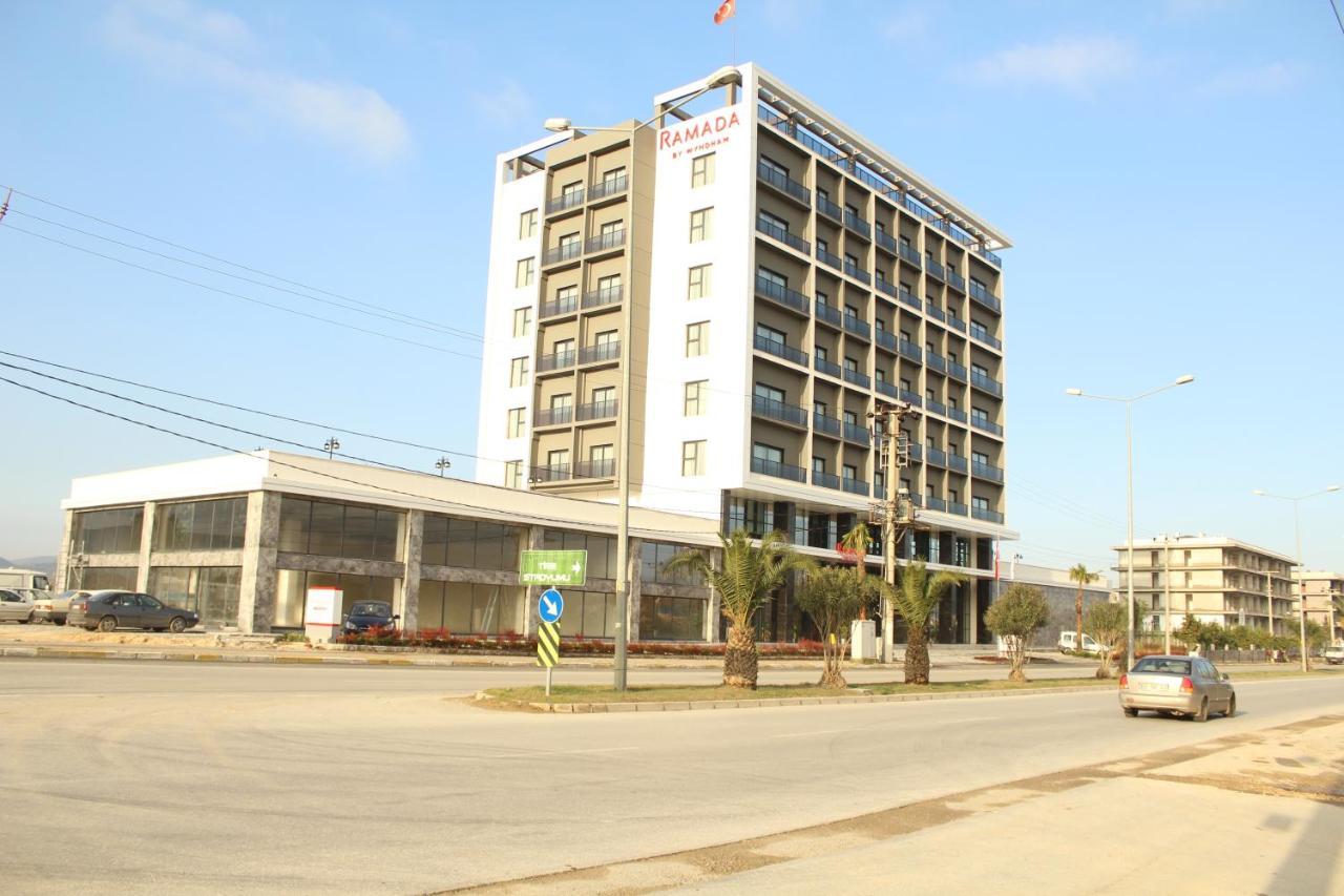 Ramada By Wyndham Tire Hotel Exterior photo