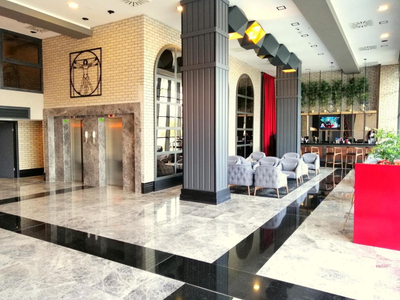 Ramada By Wyndham Tire Hotel Exterior photo